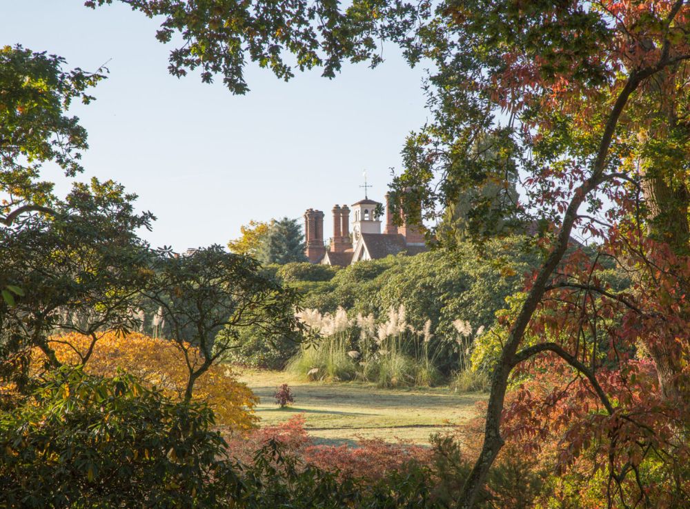 Hole-park-Autumn Hole park in autumn