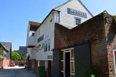 Bentley's Antiques and Fine Art Auctioneers